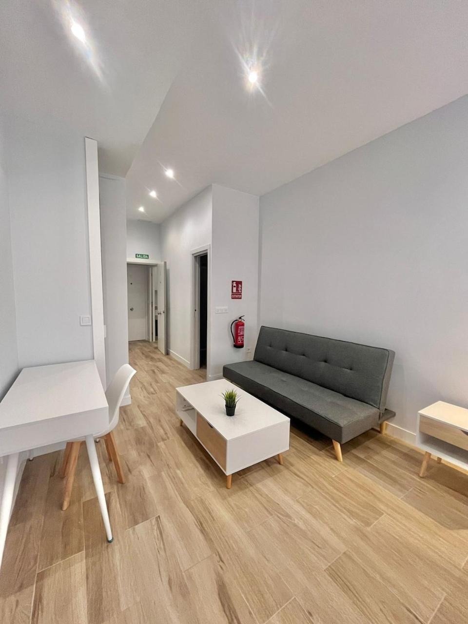 Estudio Chic Y Moderno Cerca Del Vibrante Centro De Ifema Madrid Exteriér fotografie